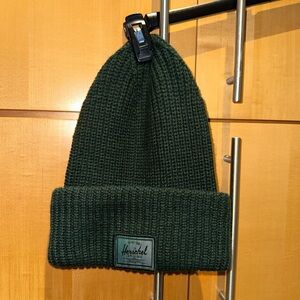 Herschel Women's Green Ribbed Knit Beanie